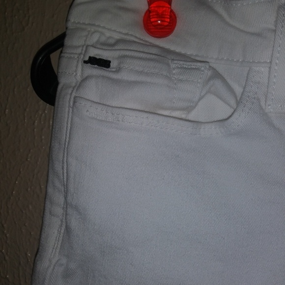 *REDUCED*Joe's jeans - Picture 3 of 5